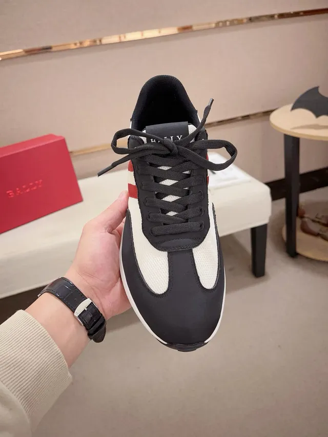Black White Red Striped Chunky Midsole Lifestyle Sneaker 5