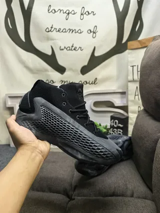 Black Yellow High-Top Mesh Upper Sneakers 5