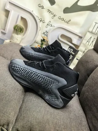 Black Yellow High-Top Mesh Upper Sneakers 7
