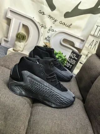 Black Yellow High-Top Mesh Upper Sneakers 9