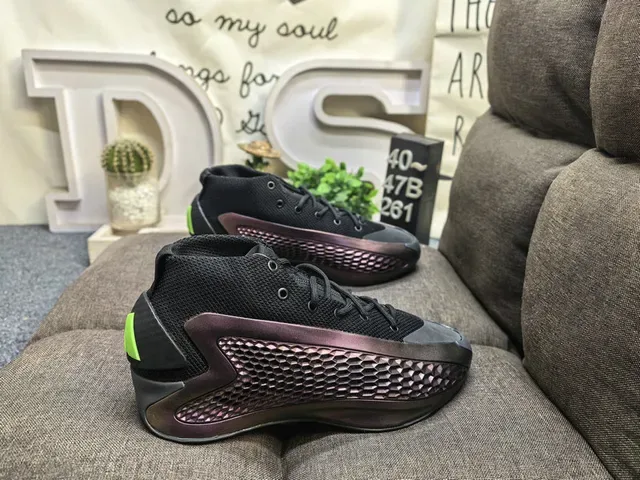Black Yellow High-Top Mesh Upper Sneakers 21