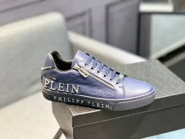 Blue Croc-Embossed Leather Zipper Detail Low-Top Sneakers 9