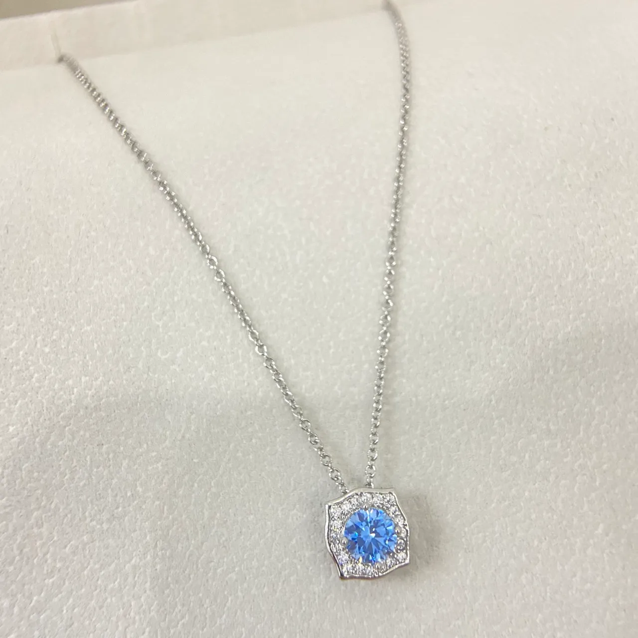 Blue Gold Geometric Halo Setting Round Center Stone Necklace 5
