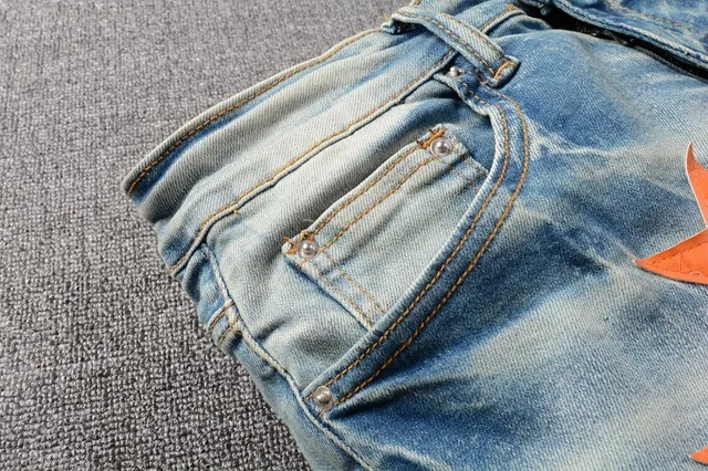 Blue Orange Light-Wash Distressed Denim Star Appliqué Pattern Jeans 10