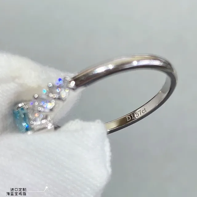 Blue Silver Oval-Cut Central Gemstone Three-Stone Asymmetrical Arrangement Ring 2