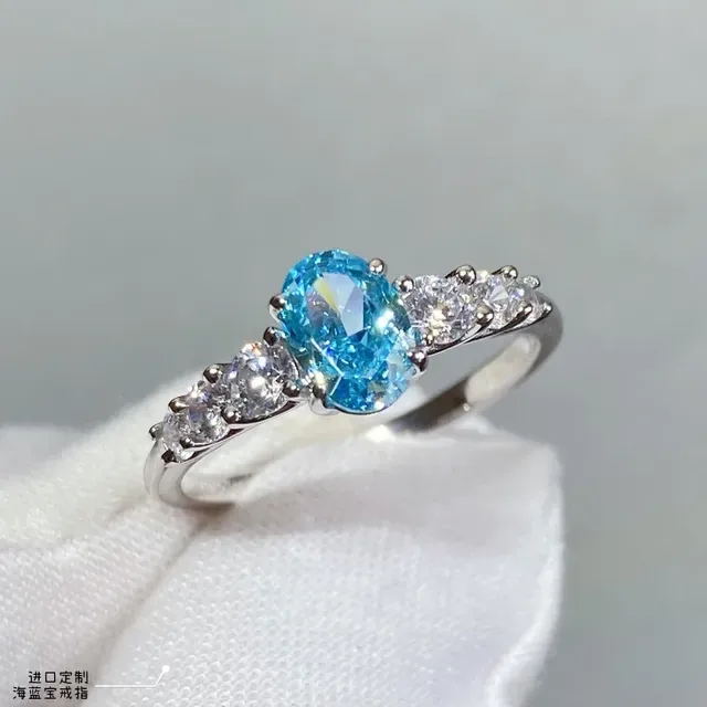 Blue Silver Oval-Cut Central Gemstone Three-Stone Asymmetrical Arrangement Ring 4