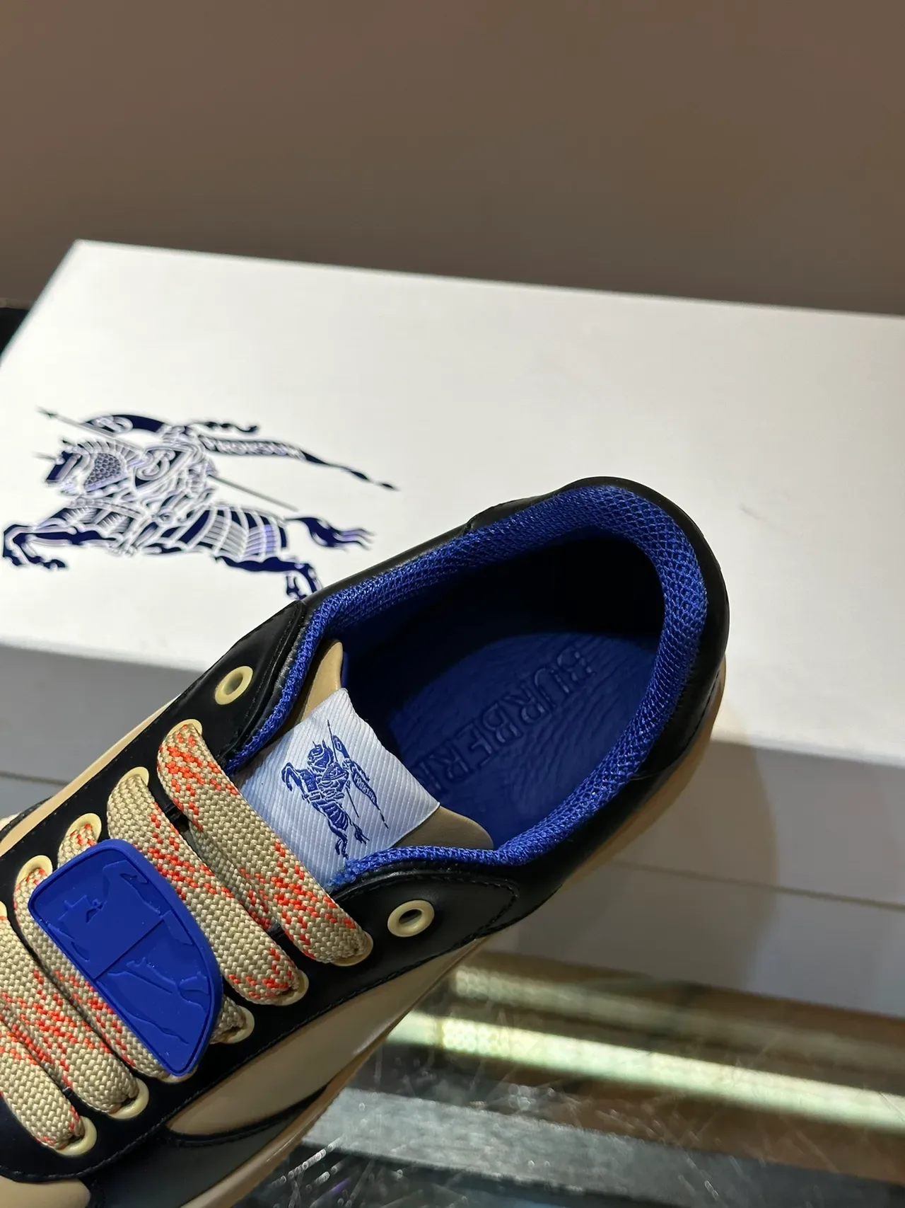 Color-Blocked Leather Low-Top Sneaker 3