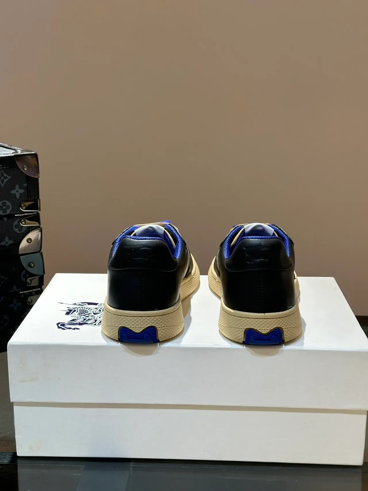 Color-Blocked Leather Low-Top Sneaker 4