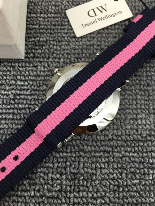 Daniel Wellington Classic White Navy Minimalist Dial NATO Strap Quartz Watch 6