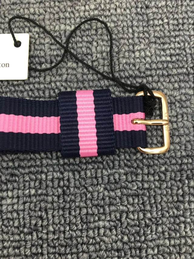Daniel Wellington Navy Pink Minimalist NATO Strap Quartz Watch 2