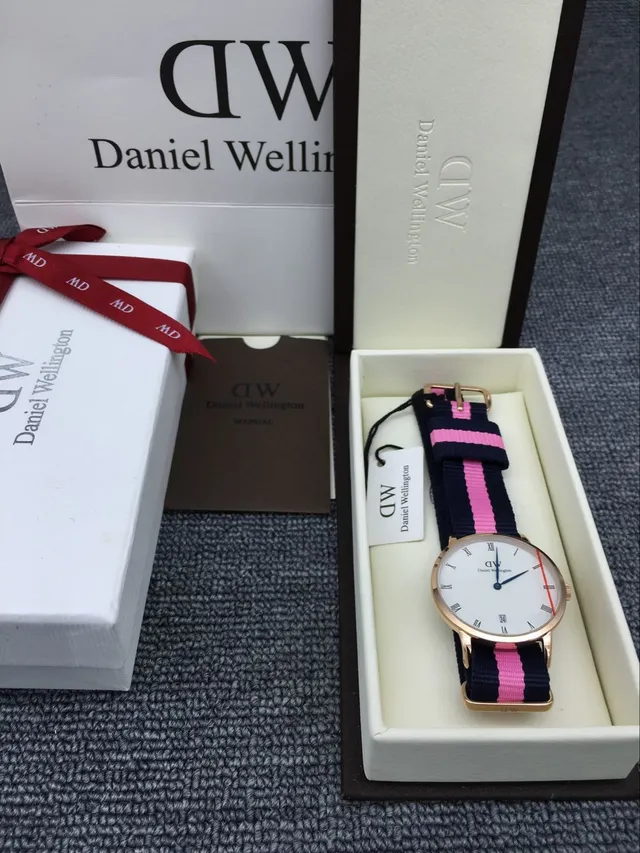 Daniel Wellington Navy Pink Minimalist NATO Strap Quartz Watch 6