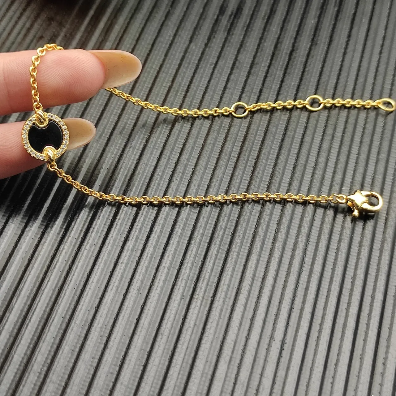 David Yurman Albion Onyx and Pavé Circle Gold Chain Bracelet 6