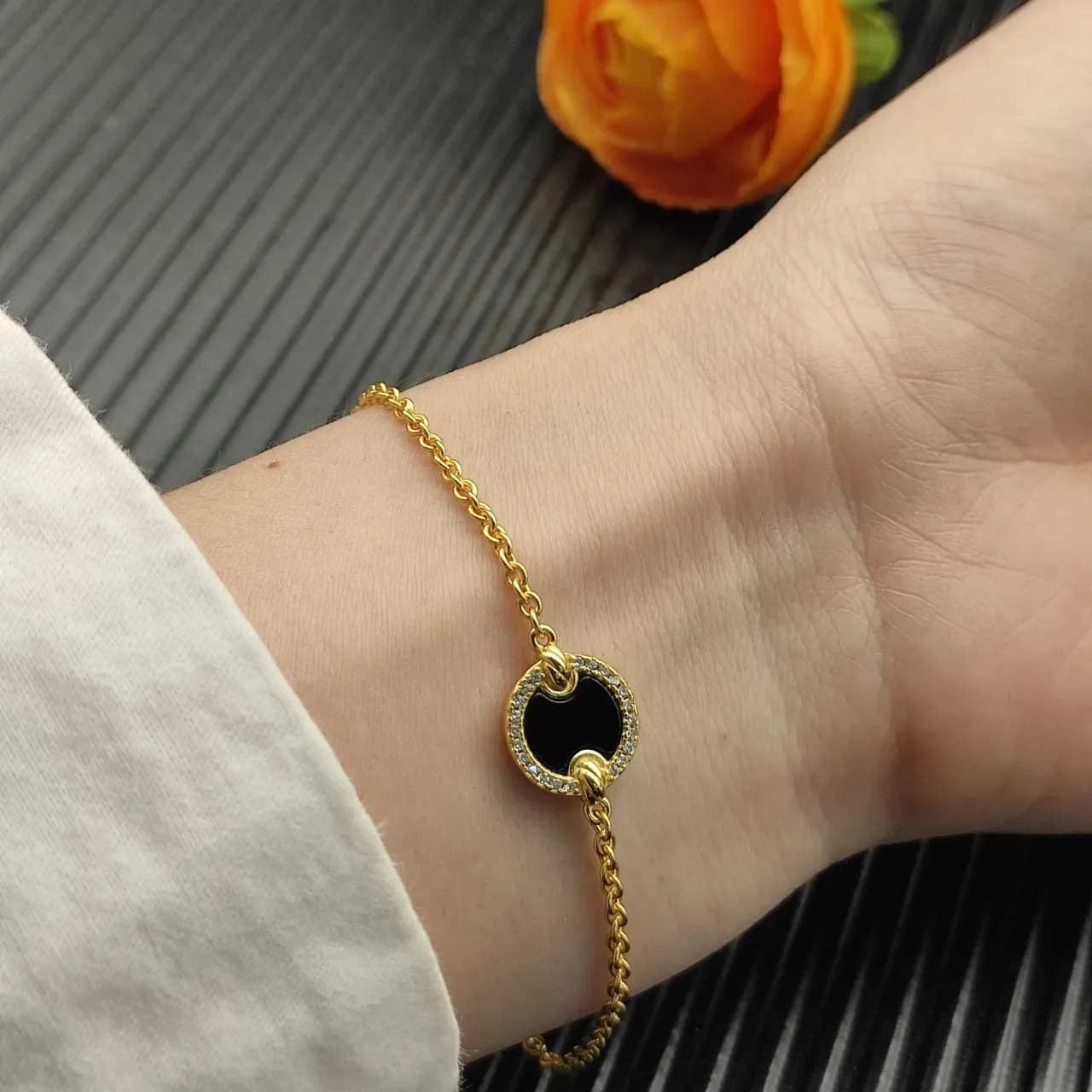 David Yurman Albion Onyx and Pavé Circle Gold Chain Bracelet 7