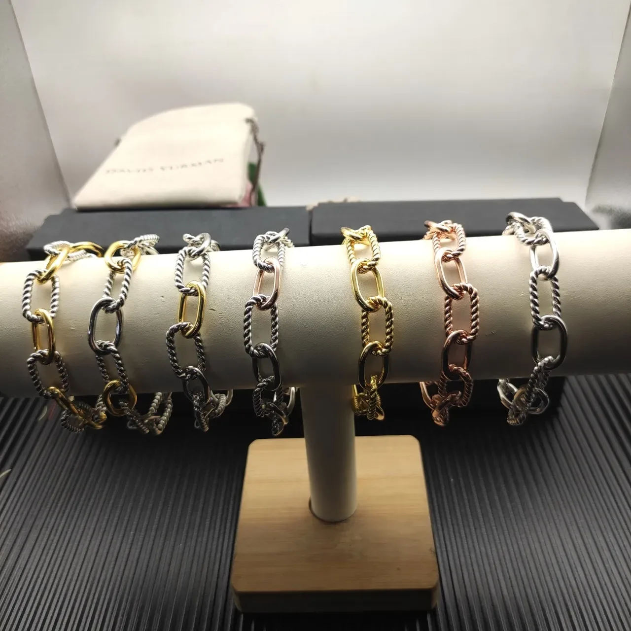David Yurman Cable and Oval Link Two-Tone Silver and Gold Bracelet 3