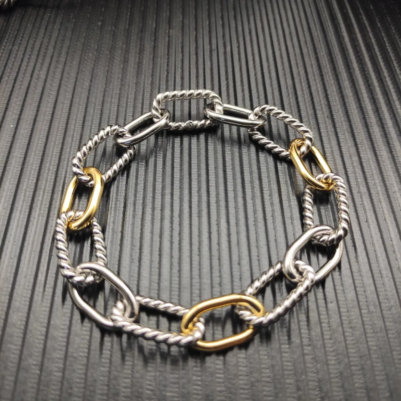 David Yurman Cable and Oval Link Two-Tone Silver and Gold Bracelet 8