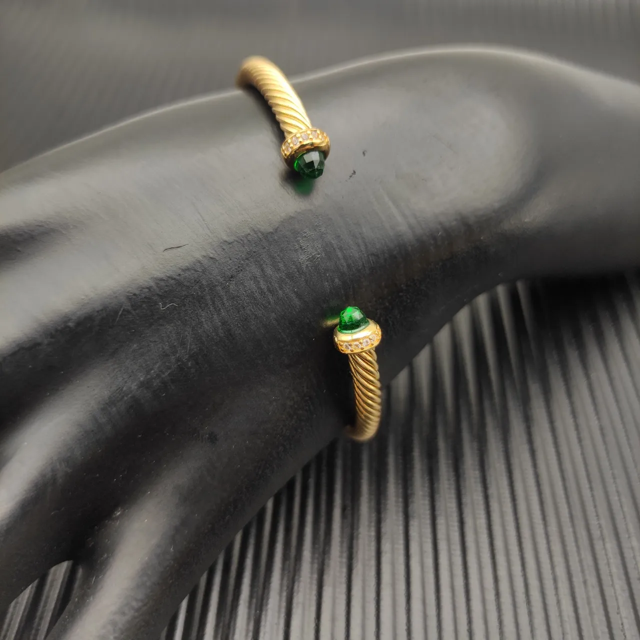 David Yurman Cable Classics Gold-Tone Green Stone Bracelet 7