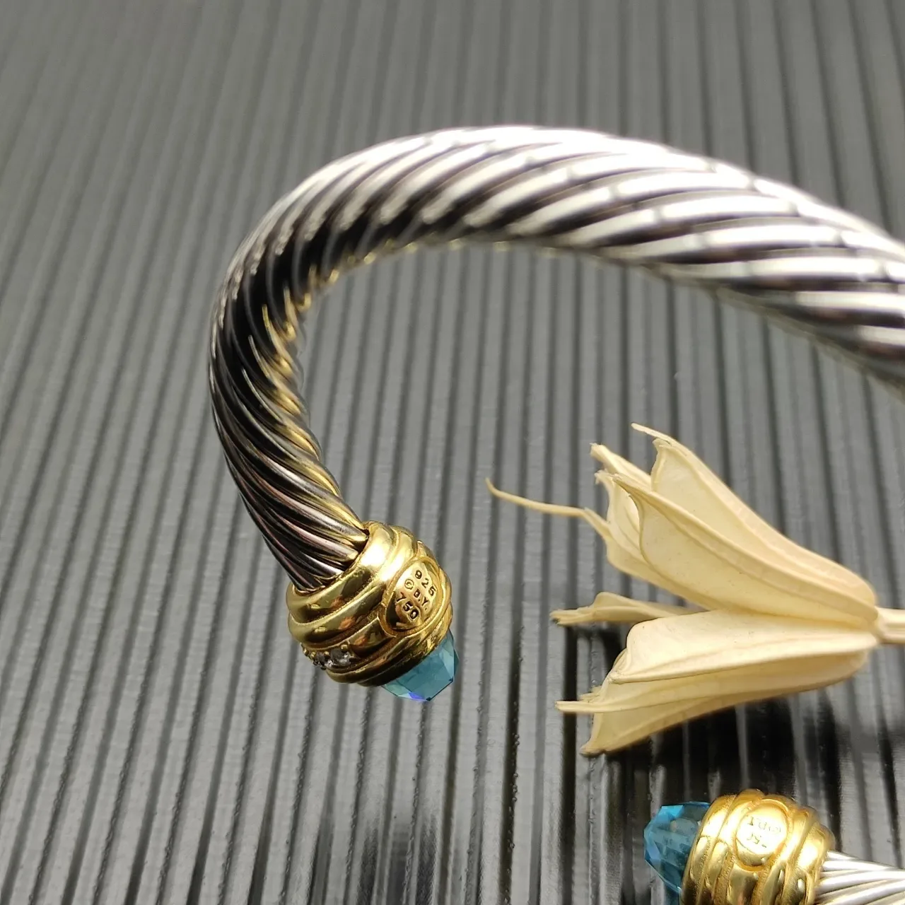 David Yurman Cable Classics Silver Gold Twisted Dual-Tone Metal Bracelet 7