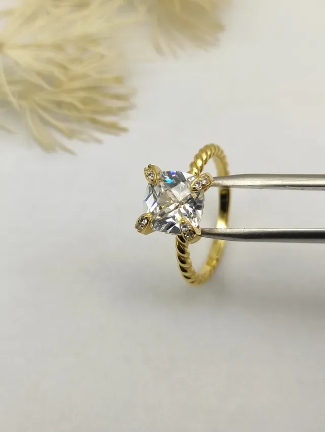 David Yurman Gold Beige Twisted Rope Band Four-Prong Solitaire Setting Ring 2