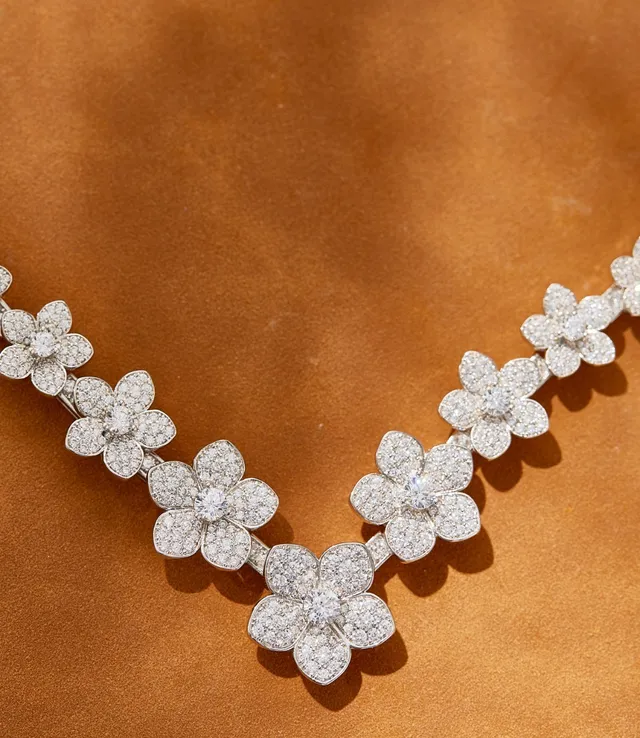 Diamond-Pavé Floral Motif V-Shape Line Necklace 6
