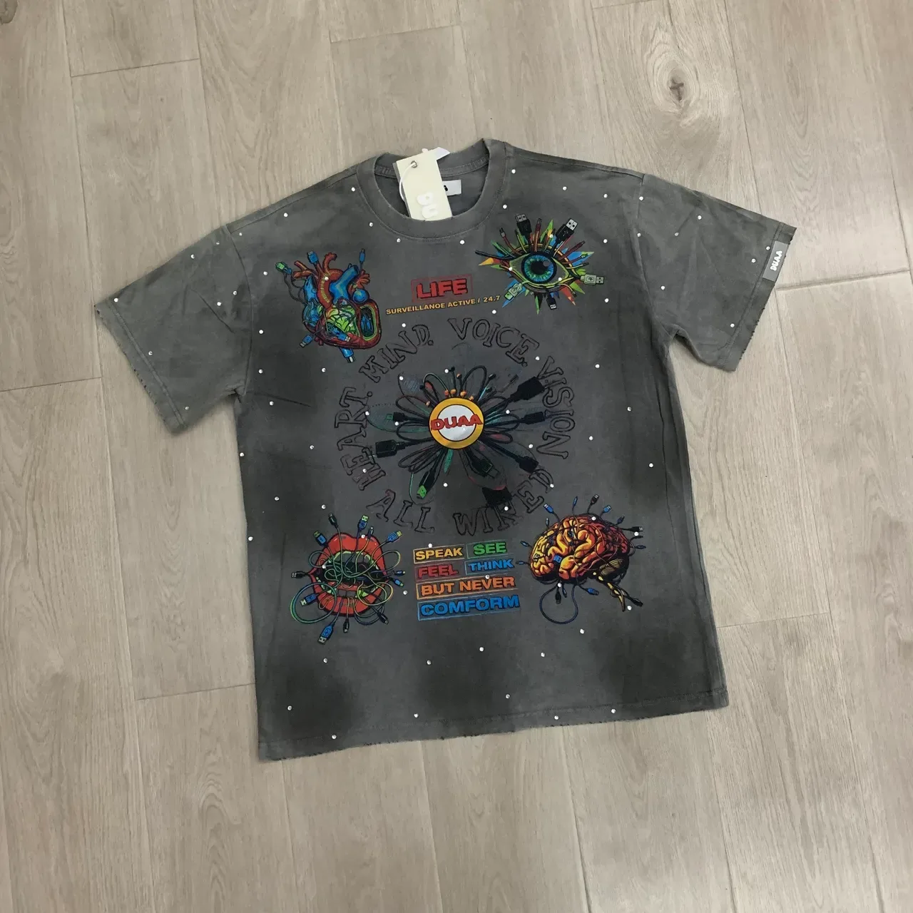 DUAA Graphic Studded Gray T-Shirt 5