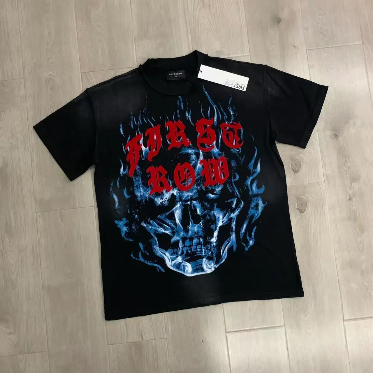 FIRST ROWS Graphic-Print Flame Skull T-Shirt 5