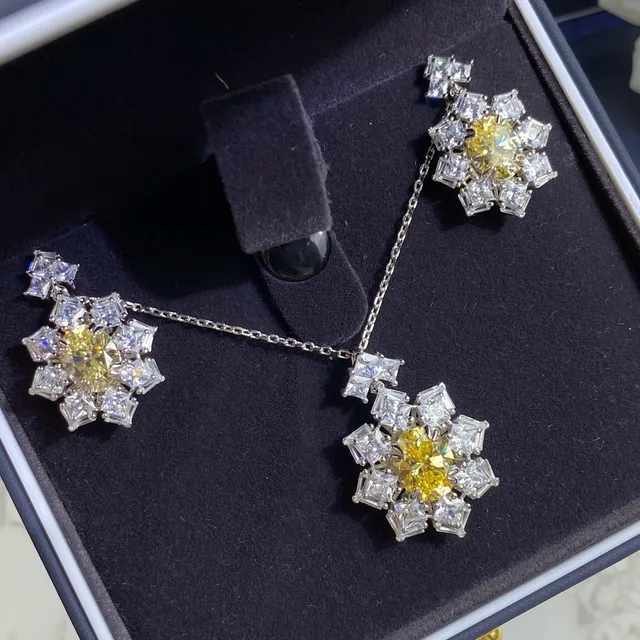 Floral Cluster Multi-Stone Yellow and Clear Earrings 7