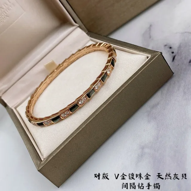 Gold Black Segmented Geometric Bangle Pavé Crystal Accents Bracelet 4