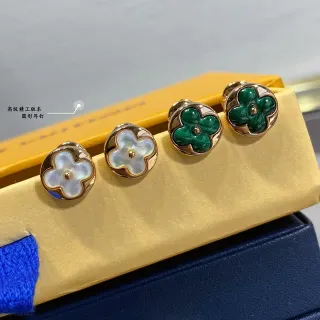 Gold Green Circular Stud Four-Petal Clover Inlay Earrings