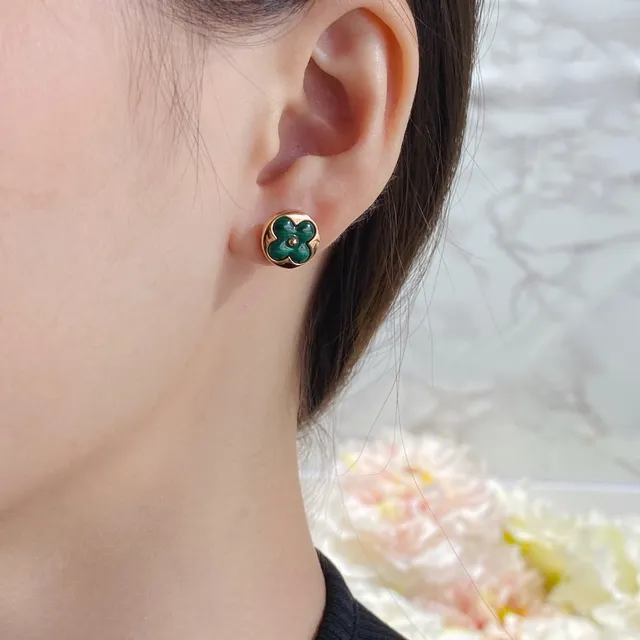 Gold Green Circular Stud Four-Petal Clover Inlay Earrings 9