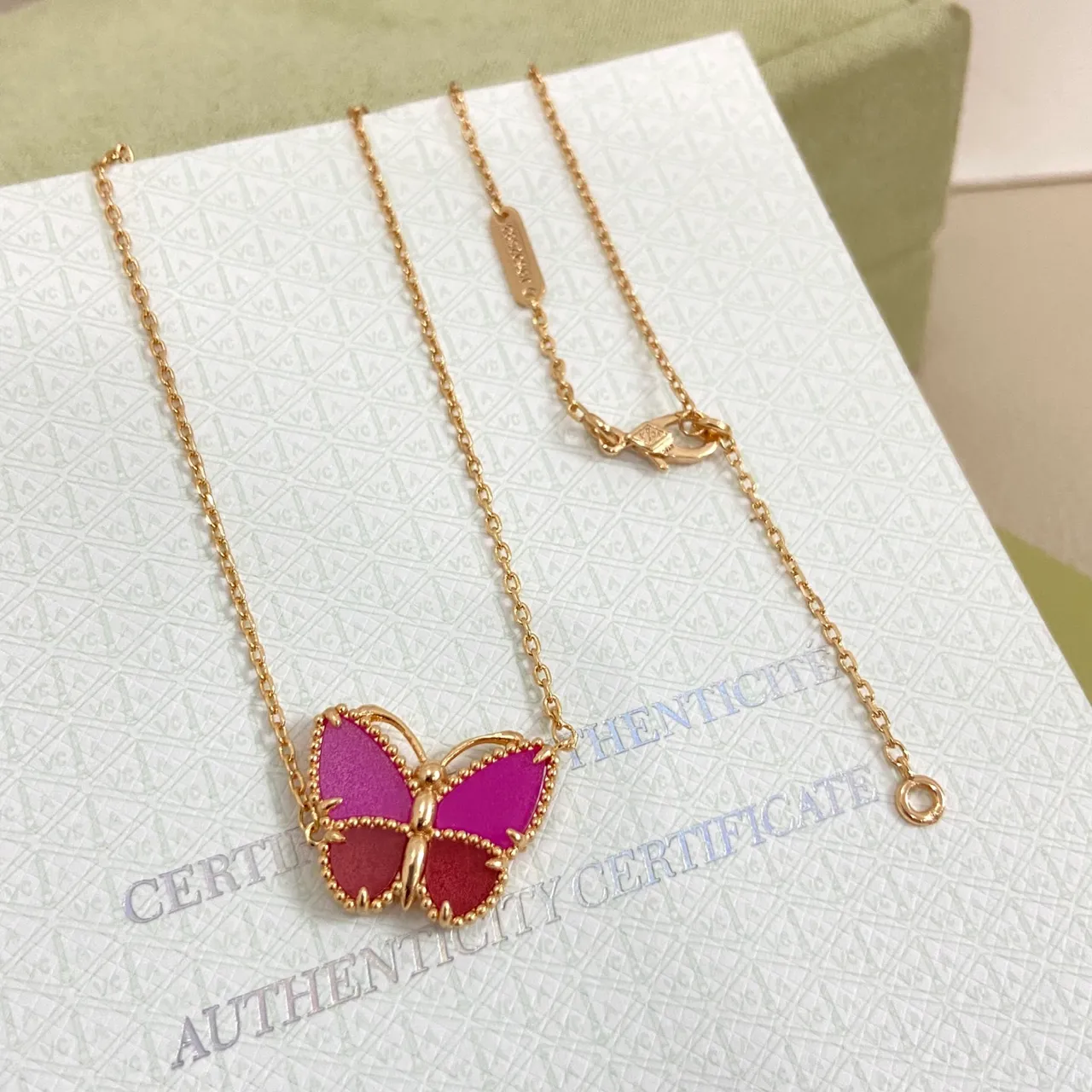 Gold Multicolor Clover-Link Motif Enamel Inlay Necklace 2