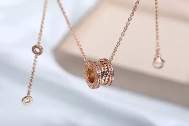 Gold Pink Rose Chain Cylindrical Multi-Band Pendant Necklace 2