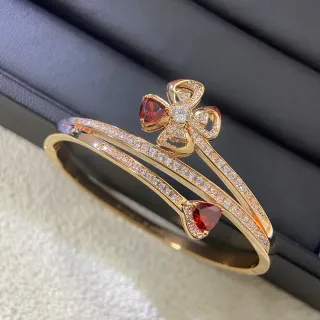 Bracelete Bangle de Cristal Pavé com Banda de Ouro Vermelho