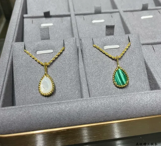 Gold Rope Chain Teardrop Malachite Bezel Pendant Necklace 6