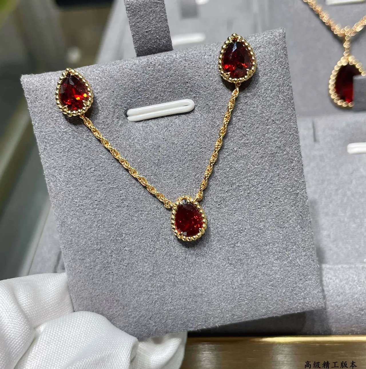 Gold Rope Chain Teardrop Red Gemstone Bezel Pendant Necklace 3