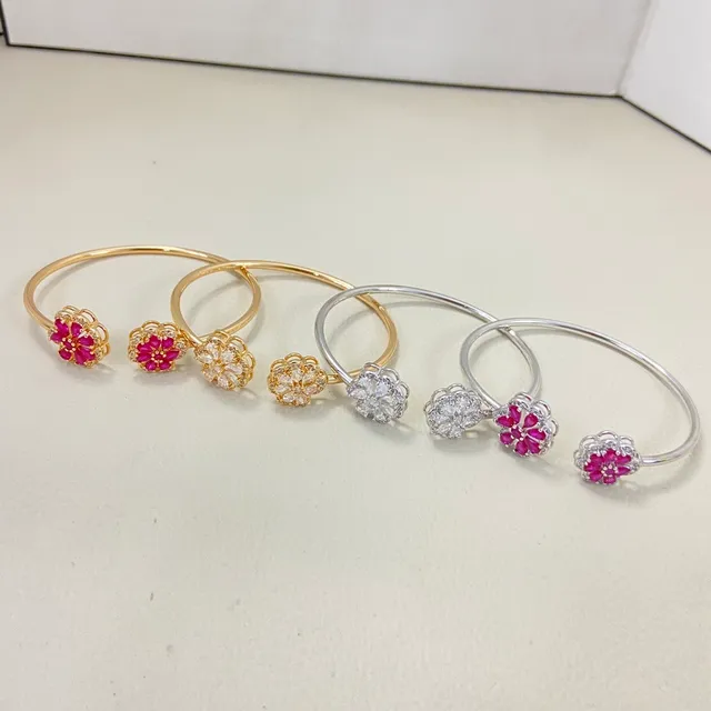 Gold Silver Flower-Shaped Pave-Set Bracelet 3