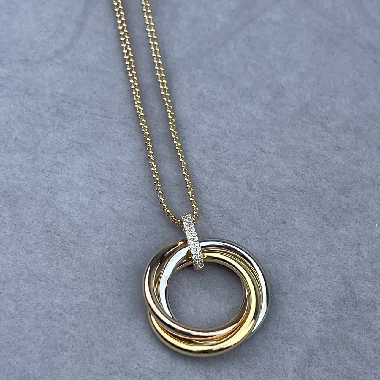 Gold Silver Interlocking Triple-Ring Pendant Pavé-Set Crystals Necklace 2