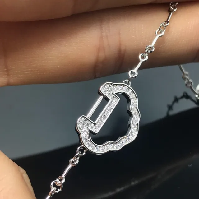 Bracelet en or et argent avec motif central en forme de U orné de pierres Pavé-Stone 3
