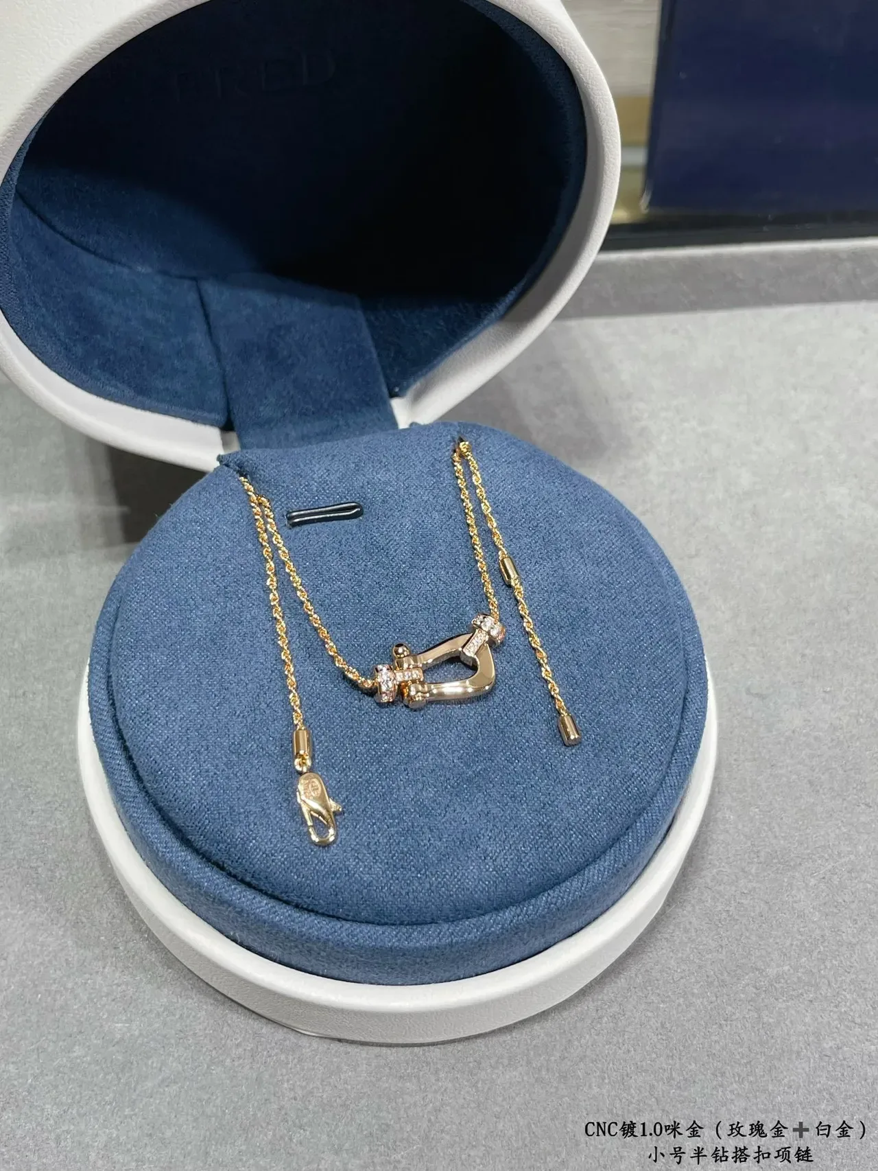 Gold Silver Shackle-Shaped Pendant Pavé-Set Stones Necklace 2