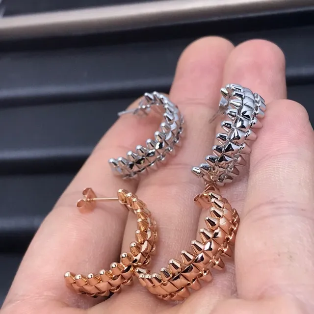 Gold Silver Spiked Pyramid Studs Interlocking Chain-Link Base Ring 3