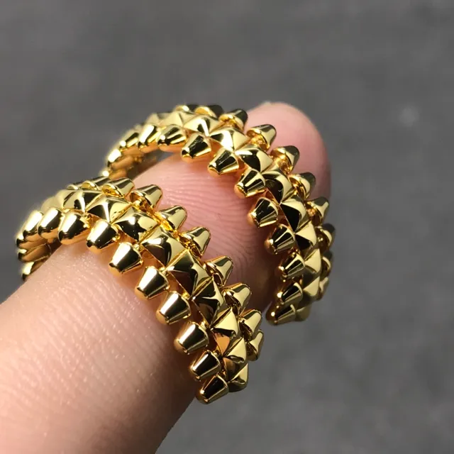 Gold Silver Spiked Pyramid Studs Interlocking Chain-Link Base Ring 6