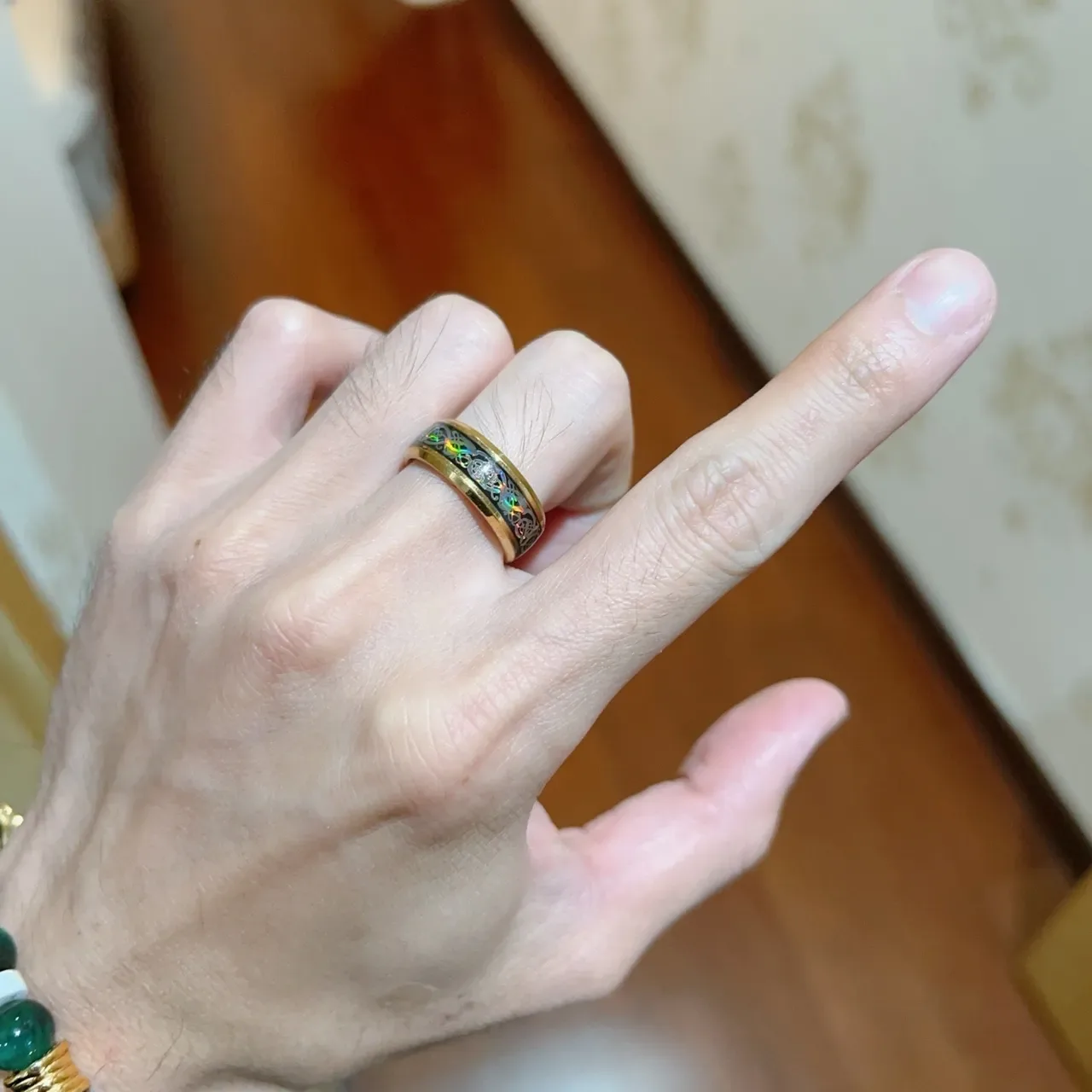 Gold-Tone Celtic Knot Iridescent Inlay Wide Band Ring 5
