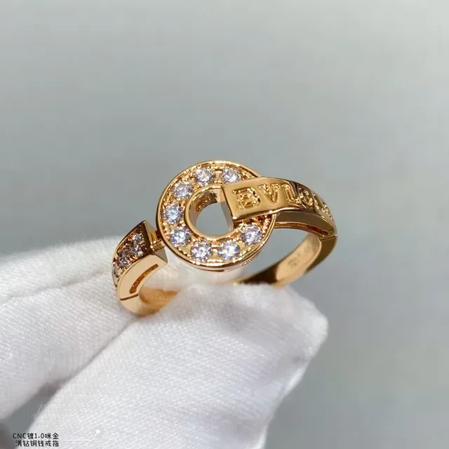Gold-Tone Circular Pavé Crystal Ring 7