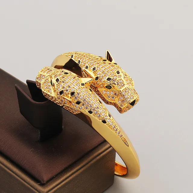 Gold-Tone Dual Panther Head Pavé Stone Ring 4