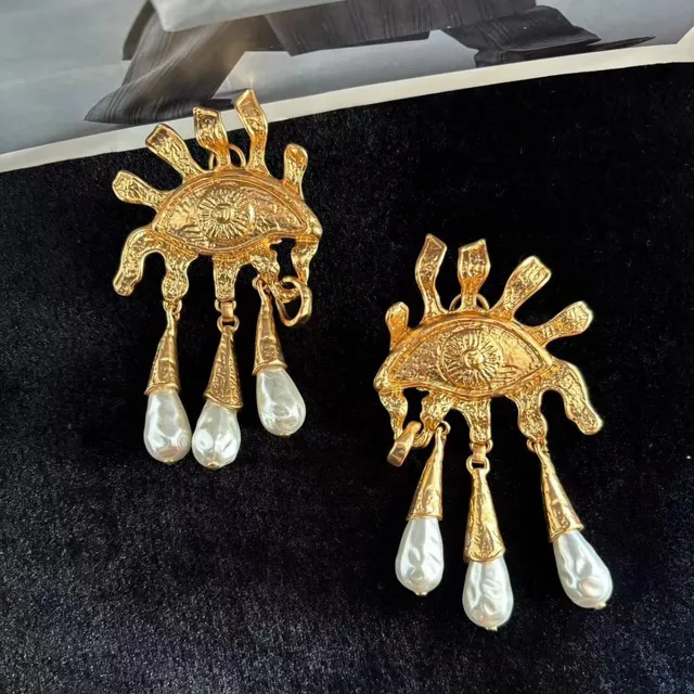 Gold-Tone Eye Motif Baroque Pearl Dangling Earrings 2
