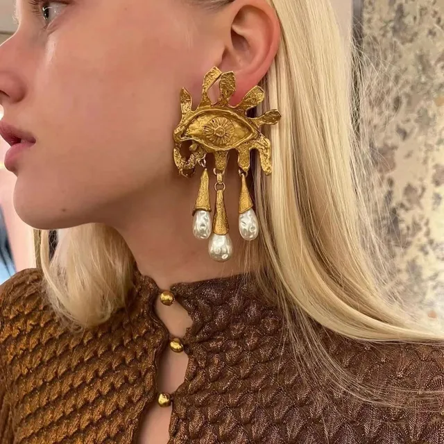 Gold-Tone Eye Motif Baroque Pearl Dangling Earrings 4