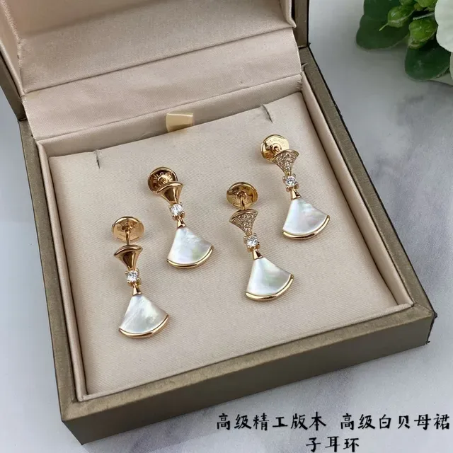 Gold-Tone Fan-Shaped White Mother-of-Pearl Crystal Drop Earrings 6