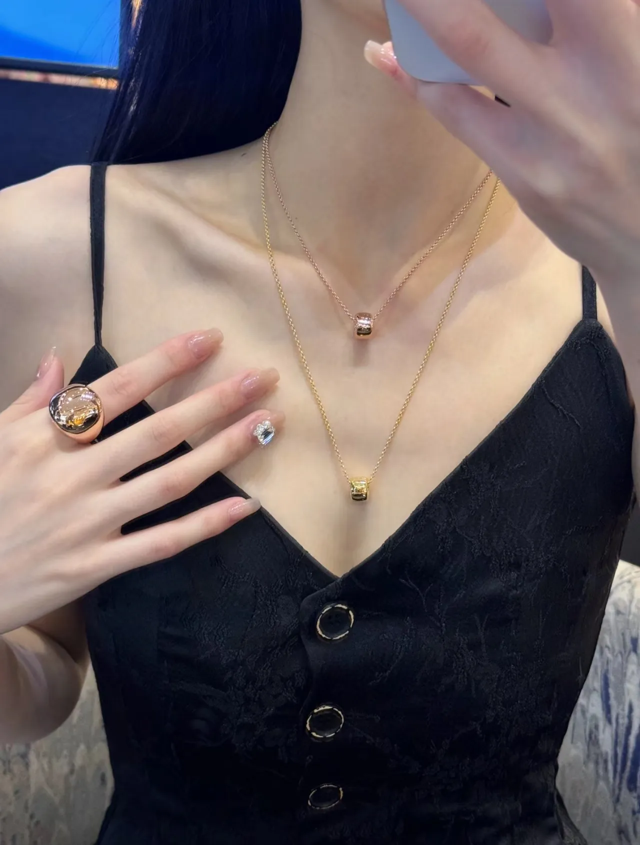 Gold-Tone Geometric Cube Pendant Necklace 3
