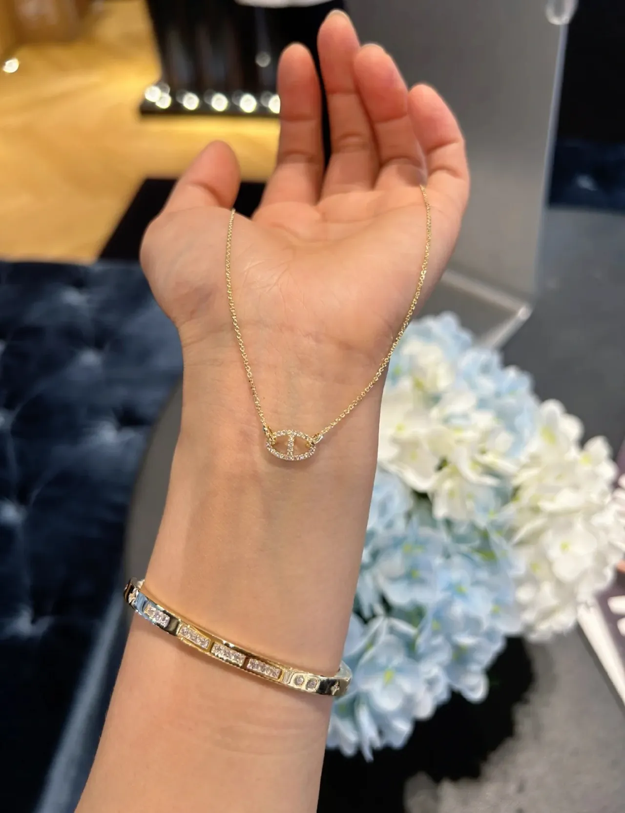Gold-Tone Oval Pavé Pendant Necklace 4