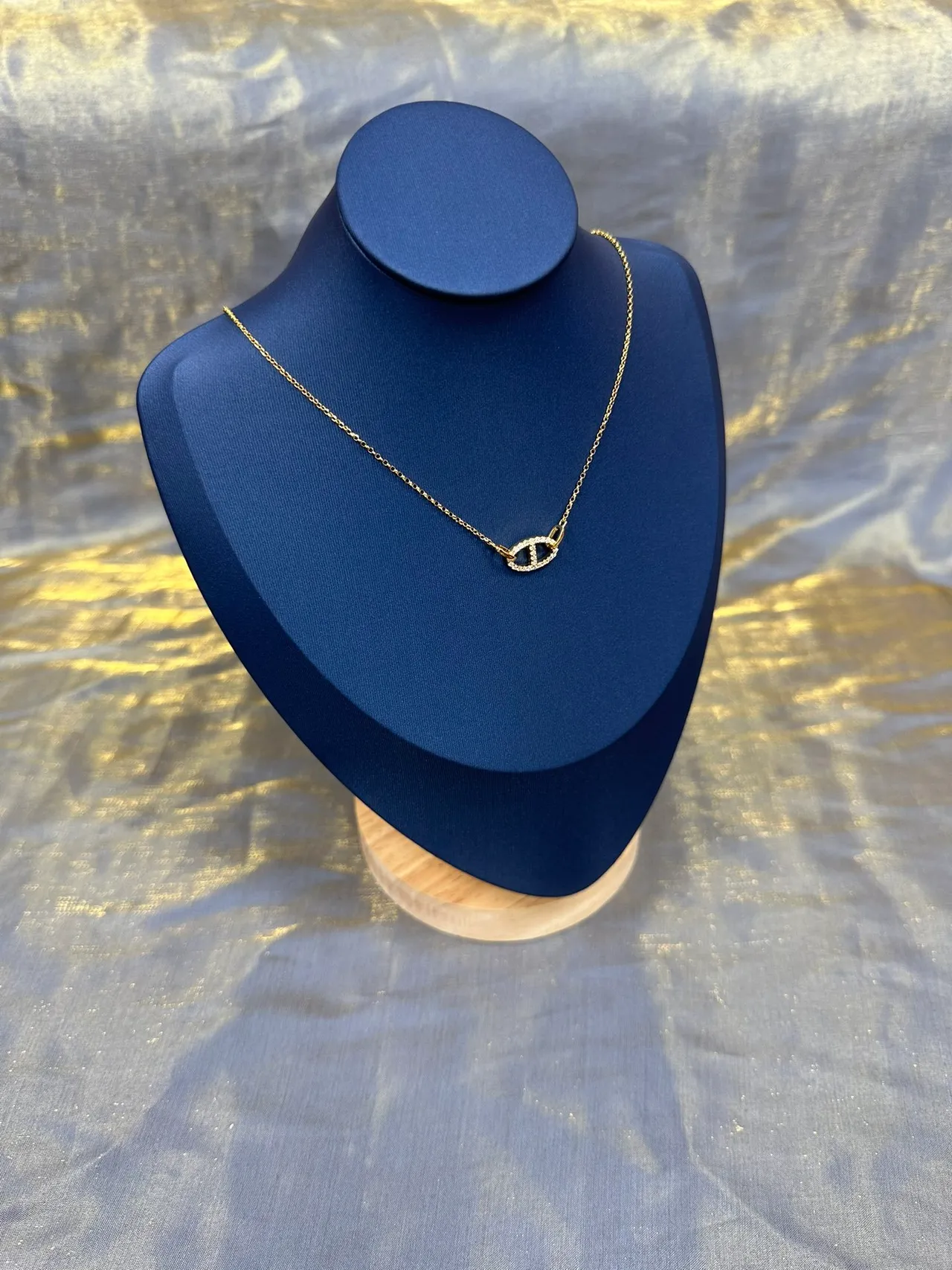 Gold-Tone Oval Pavé Pendant Necklace 8