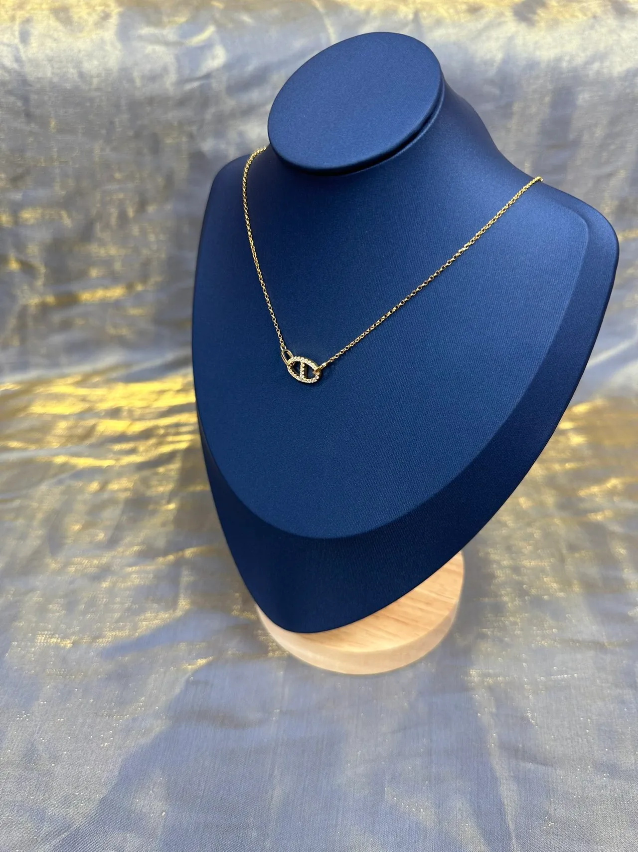 Gold-Tone Oval Pavé Pendant Necklace 9